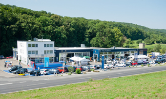 PEUGEOT  Autohaus Henneberger OHG